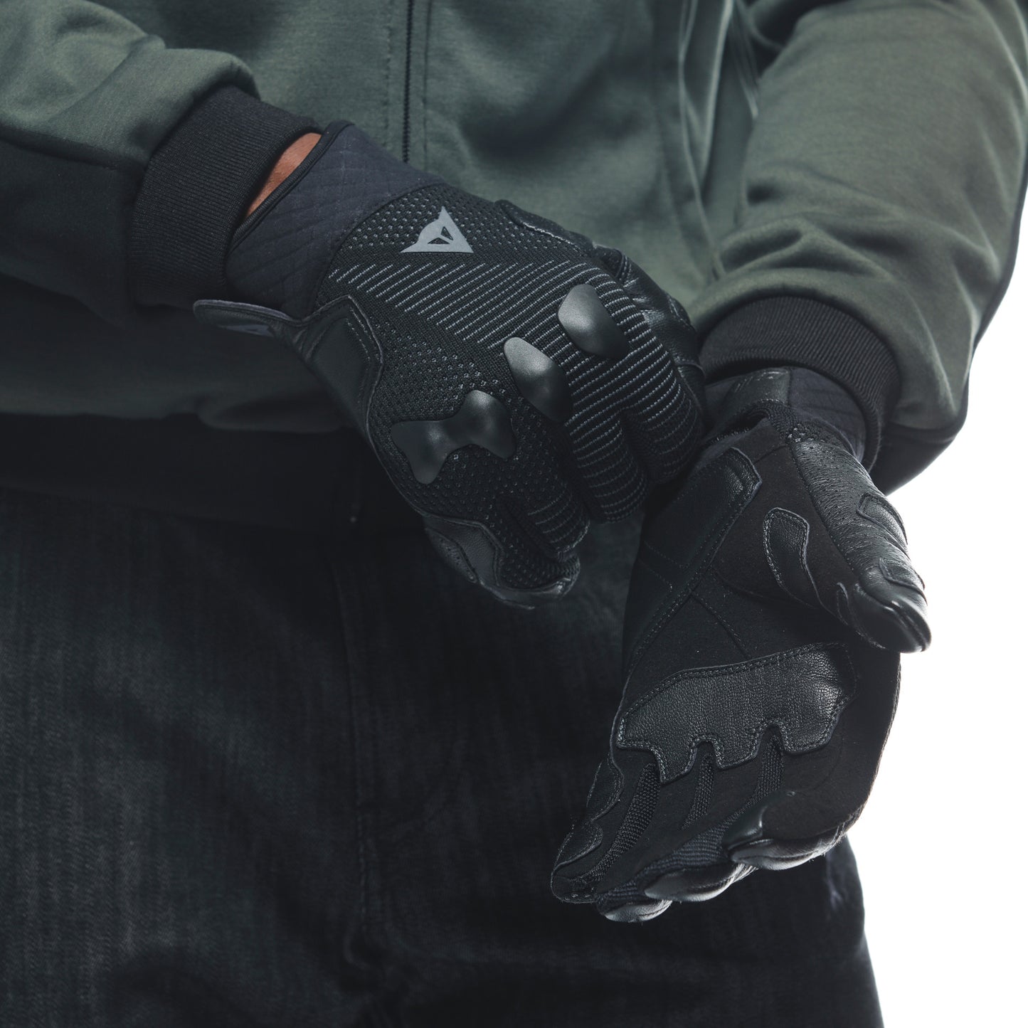 Dainese Unruly Ergo-Tek Gloves - Black / Grey