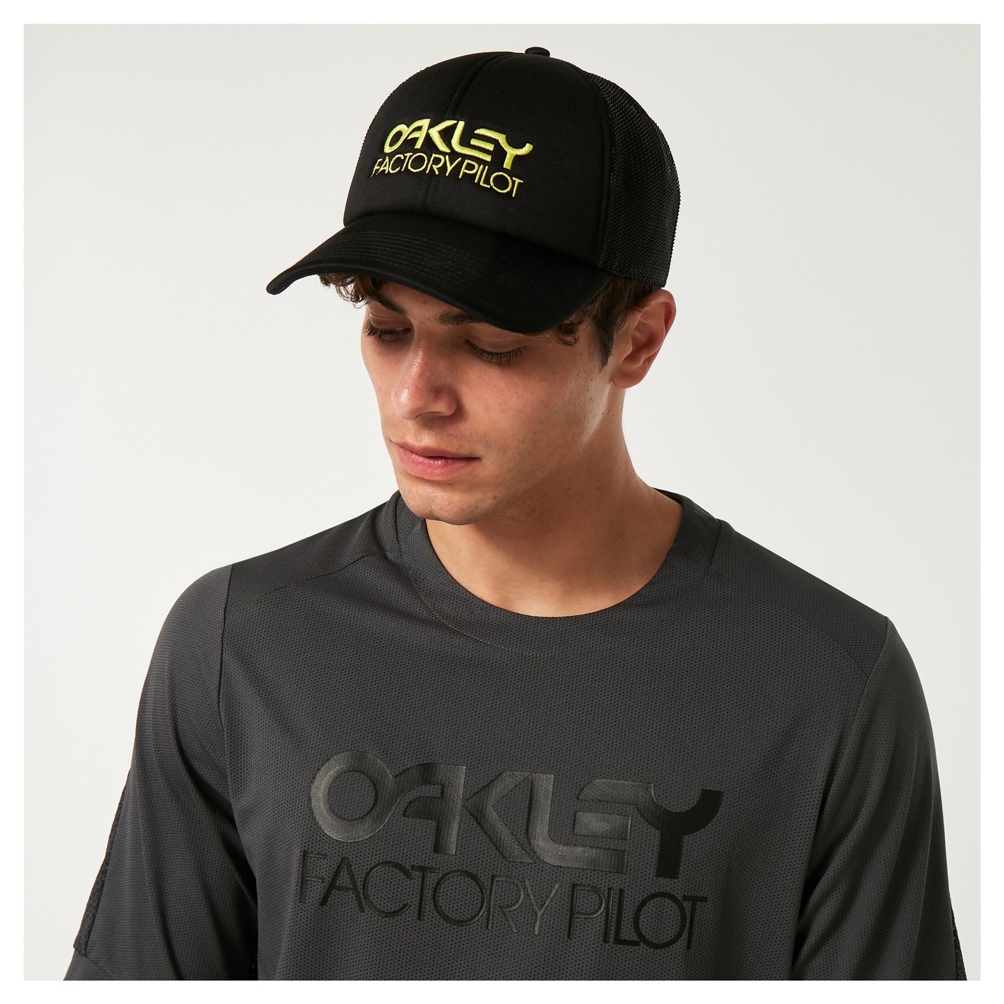 Oakley Factory Pilot Trucker Hat - Black/Sulphur