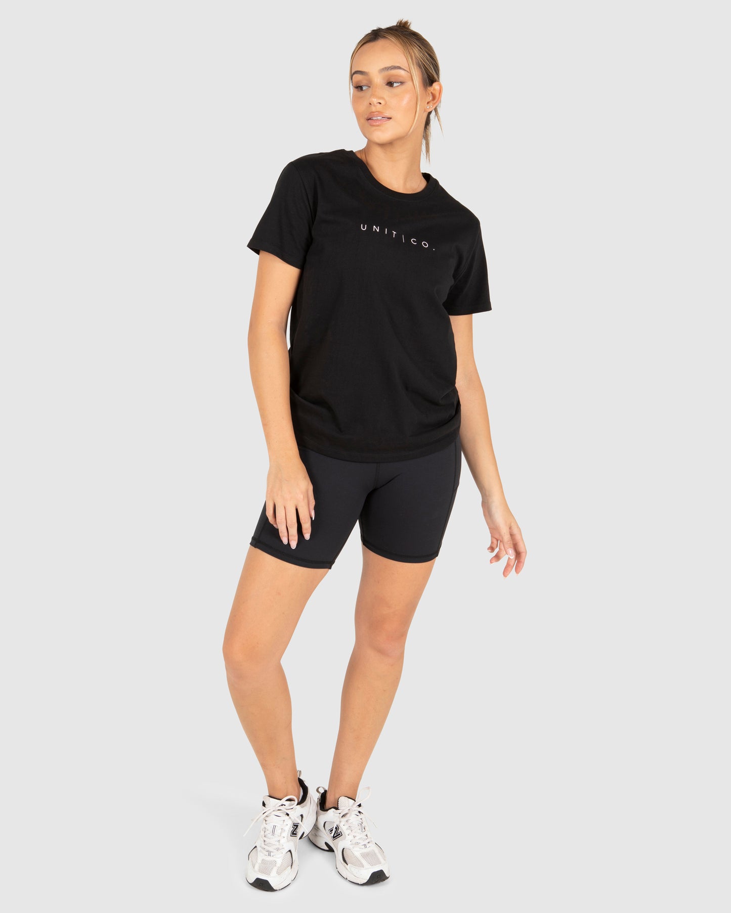 Unit Women's Tee Sweep