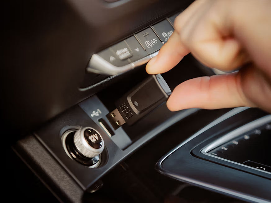 Quad Lock Wireless Carplay / Andriod Auto Adaptor