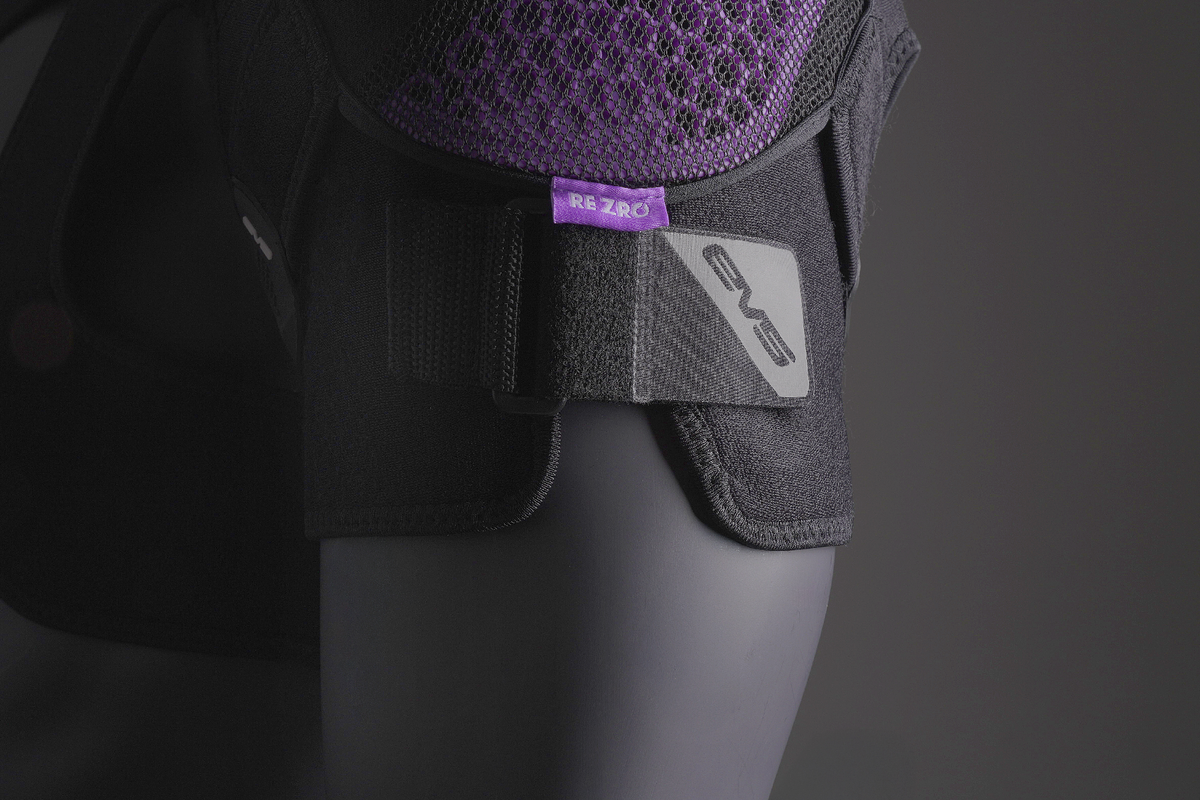 EVS SB04 Pro Shoulder Brace