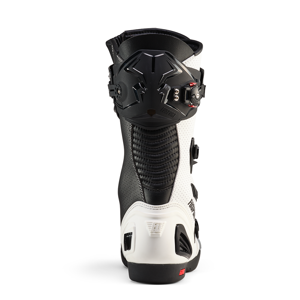 FuSport XR1 Perforated Boots - White / Black