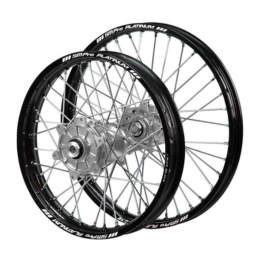 Haan Cush Drive Hubs / SM Pro Rims Wheel Set - Silver / Black