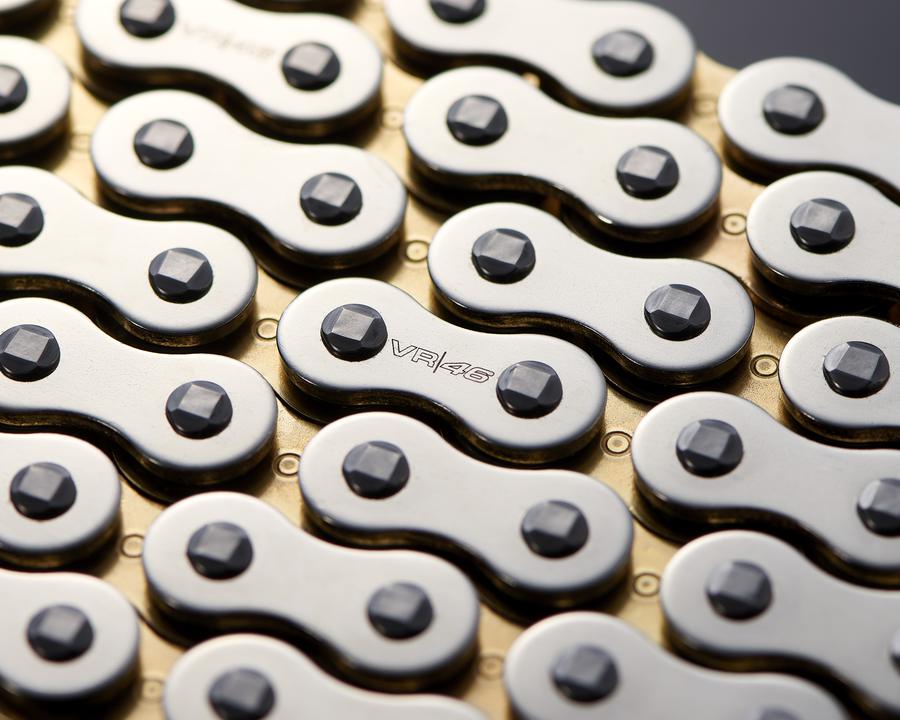 D.I.D VR46 525 120 Link Xring Chain Silver - Gold
