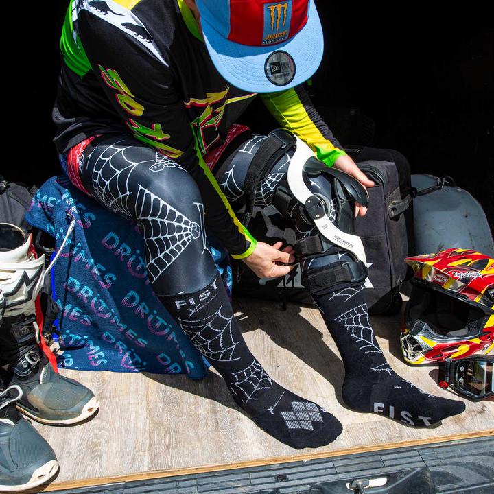 Fist Cobweb Moto Sock