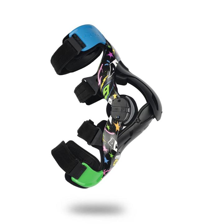 Pod K4 2.0 AC9 LE Knee Brace (Pair) - Black/Blue/Green