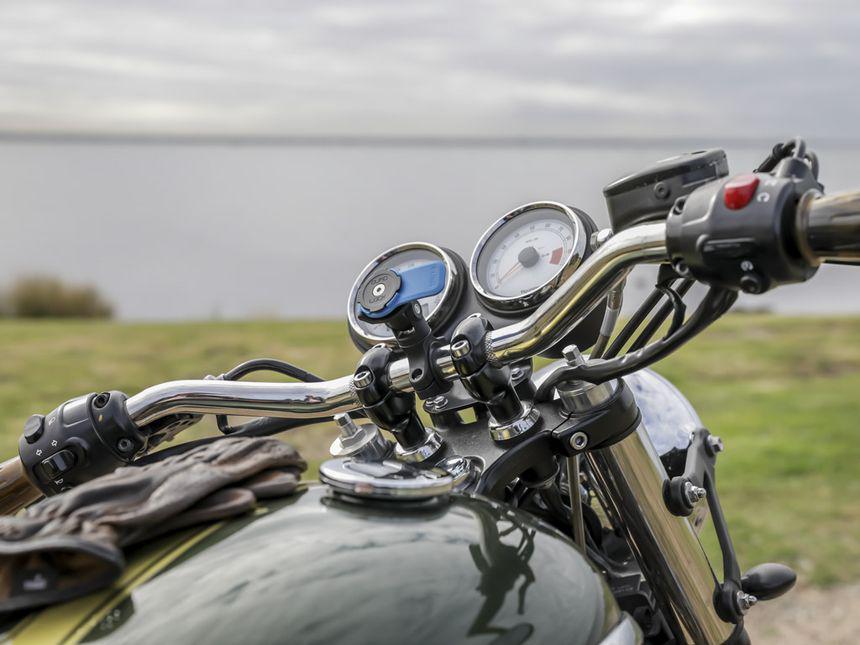 Quad Lock Knuckle Adaptor