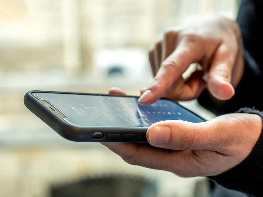 Quad Lock Tempered Glass Screen Protector - iPhone 7 / 6 / 6S