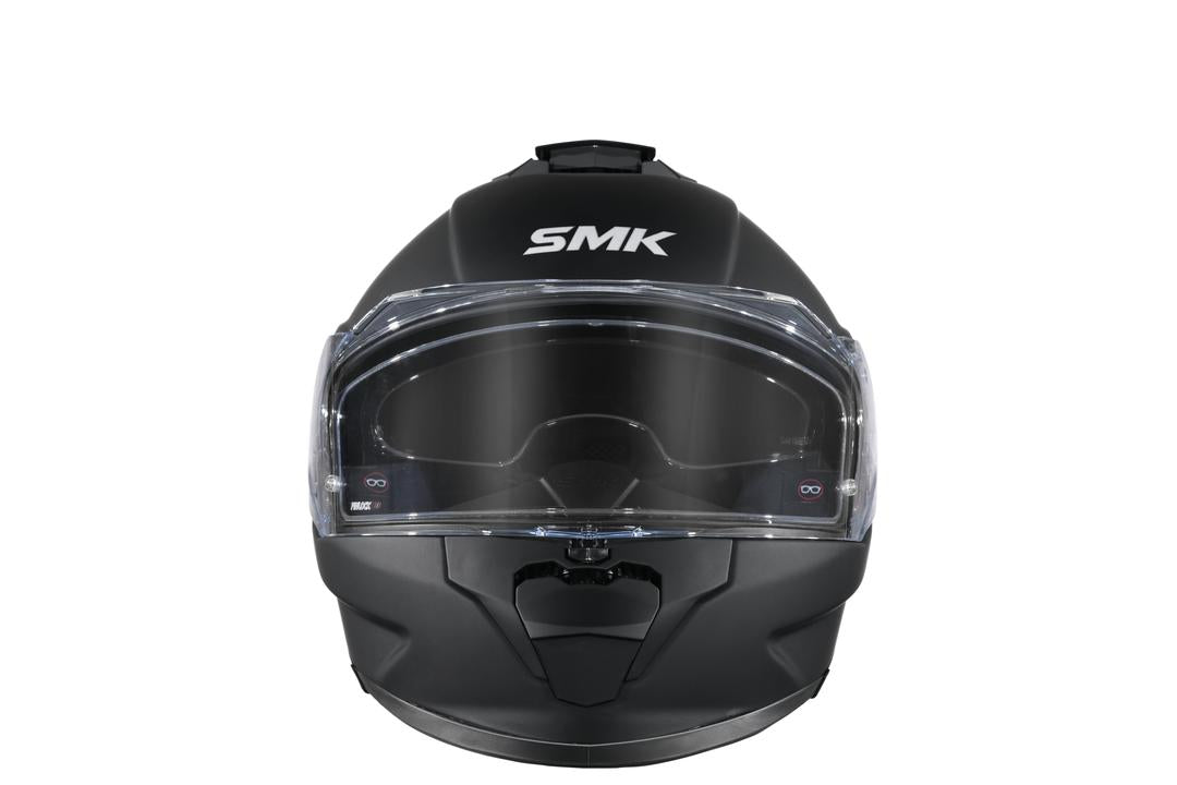 SMK Titan Helmet - Matt Black Ma200