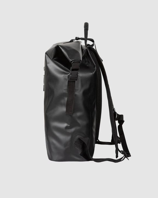 UNIT BACKPACK TREK DRY